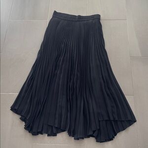 Alice + Olivia Black asymmetric Pleated Midi Skirt